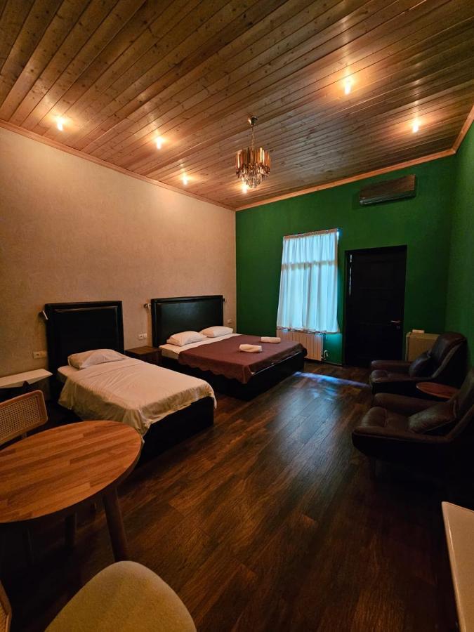 Local Hotel Тбилиси Экстерьер фото